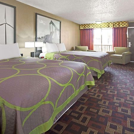 Super 8 By Wyndham Norman Hotel Kültér fotó