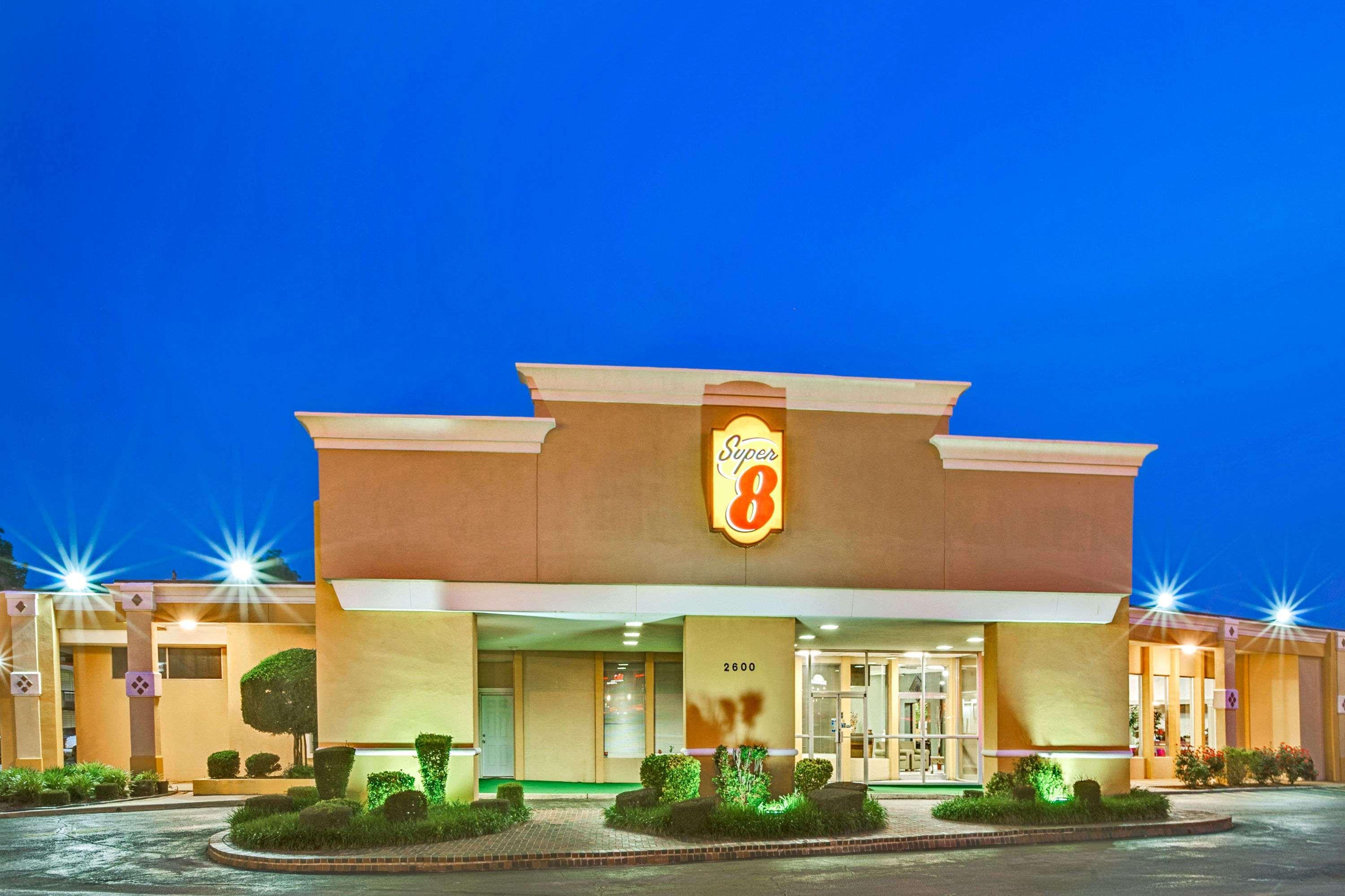 Super 8 By Wyndham Norman Hotel Kültér fotó
